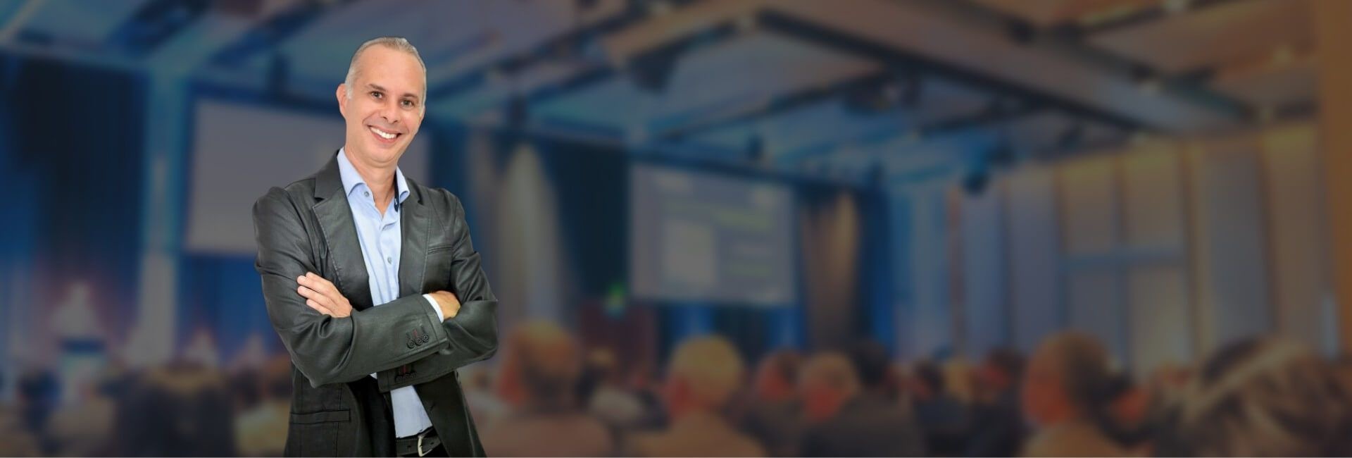 Palestras que transformam!   Aplaudido por milhares de pessoas. 